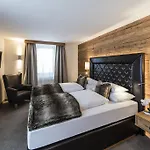 Superior Panorama Szálloda 4*