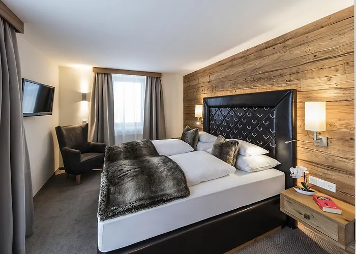 Superior Panorama Szálloda 4*